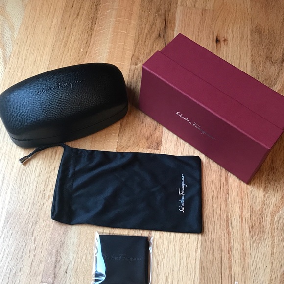 Sunglasses empty case and box - Picture 1 of 3